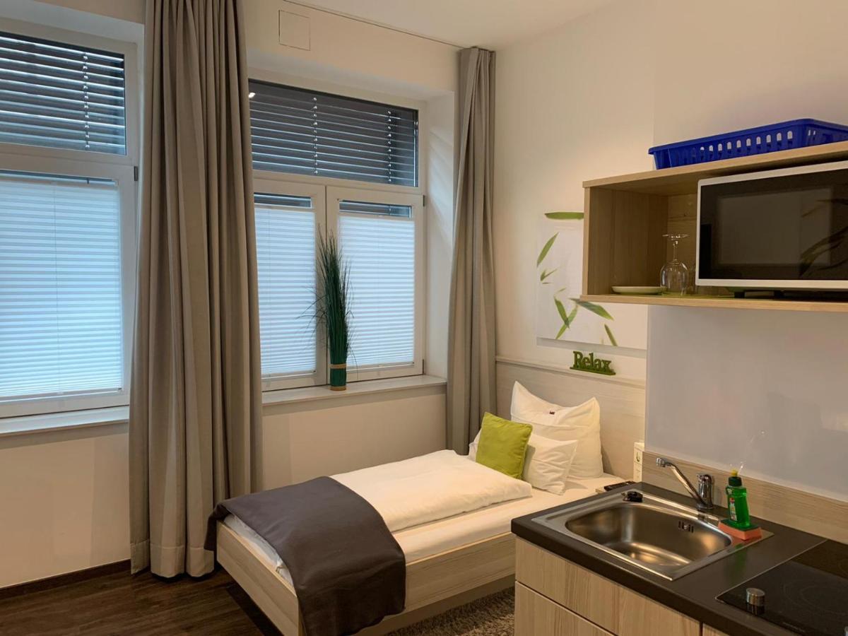 Best Business Buehl - Boardinghouse Luaran gambar